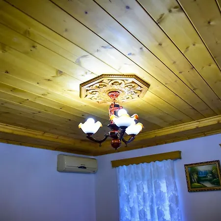 Grandma's Gjirokastër